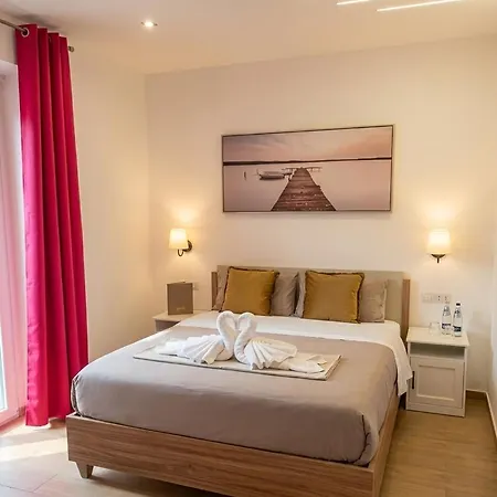 Cozy Near Downtown Apartment Turin