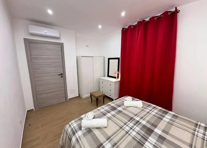 Cozy Near Downtown * トリノ